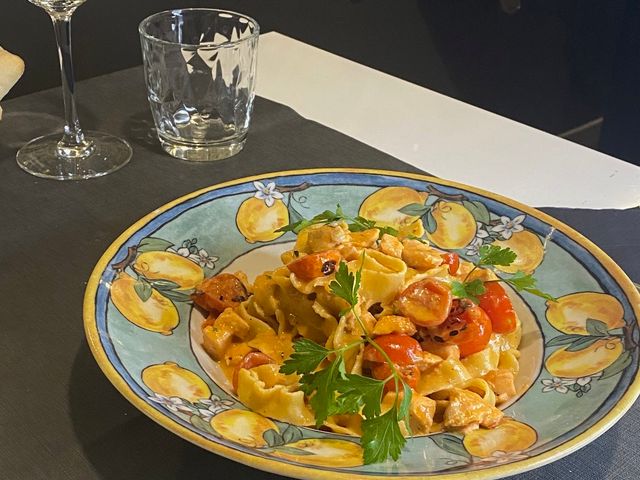 L'Oliveto Paris Tagliatele salmone